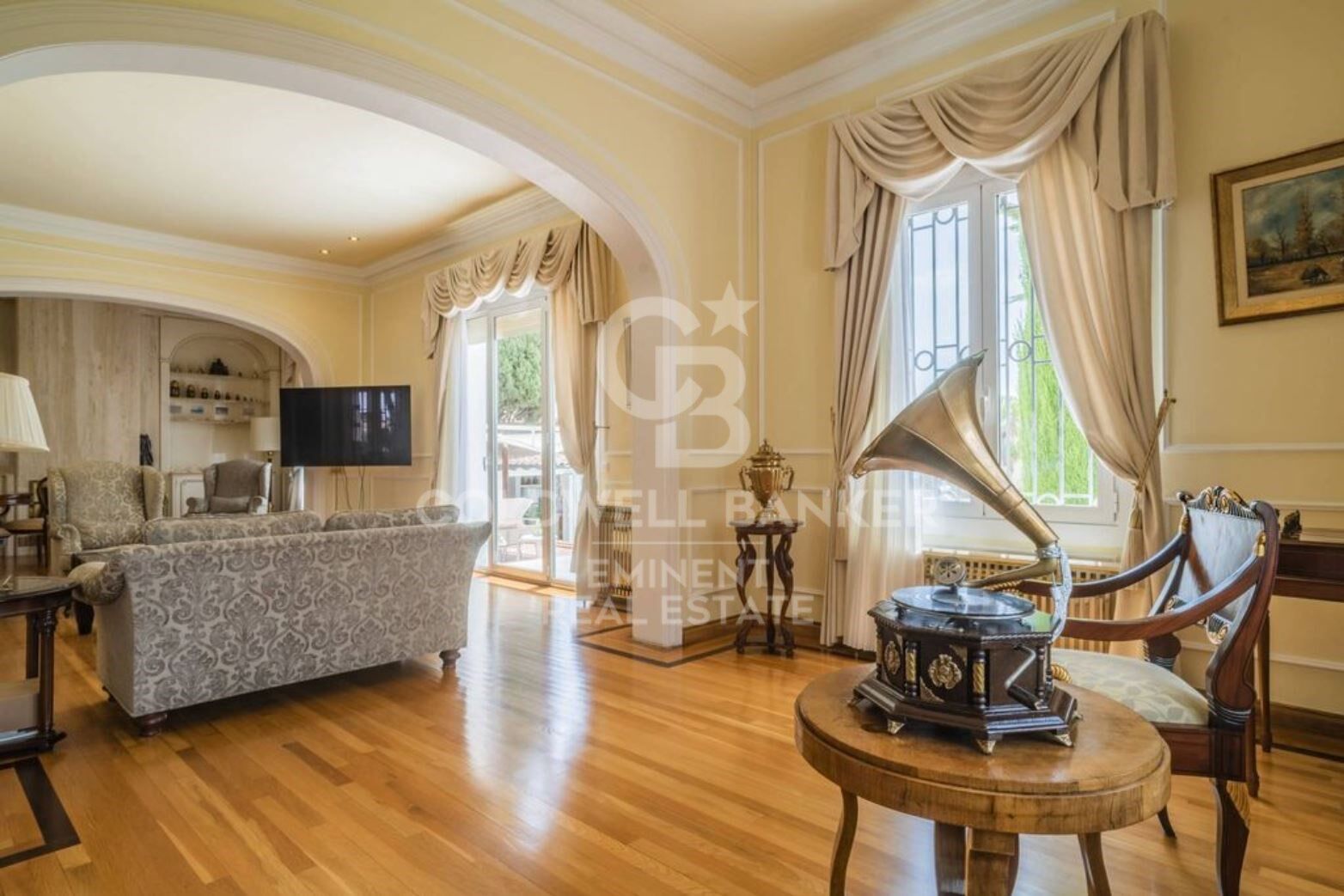 Villa 9 Bedrooms Sale Esplugues de Llobregat