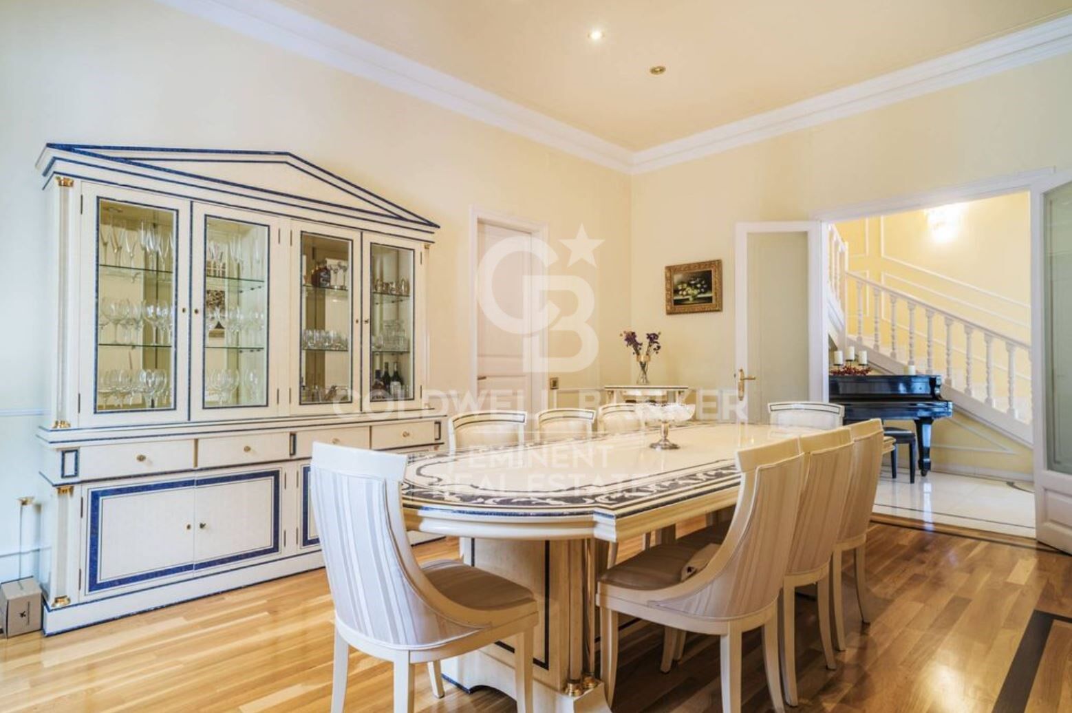 Villa 9 Bedrooms Sale Esplugues de Llobregat