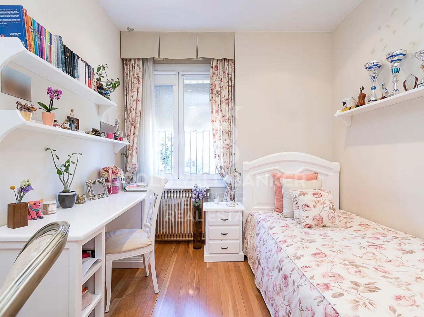 Villa 9 Bedrooms Sale Esplugues de Llobregat