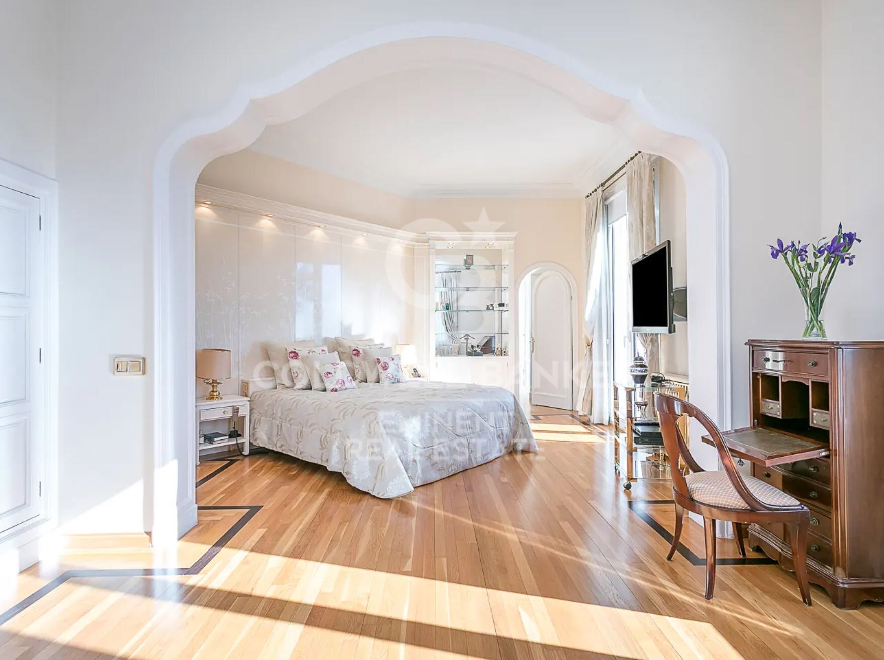 Villa 9 Bedrooms Sale Esplugues de Llobregat