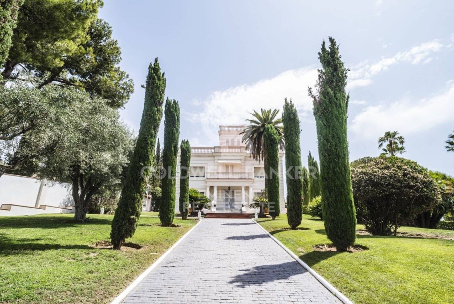 Villa 9 Bedrooms Sale Esplugues de Llobregat