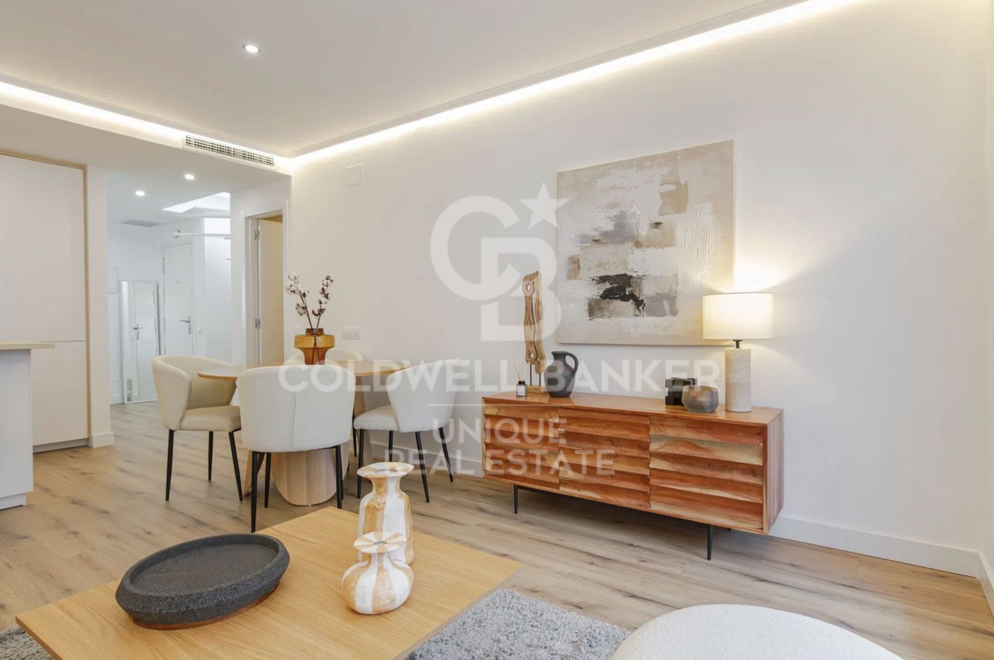 Renovated penthouse with terrace in Malasaña, Madrid