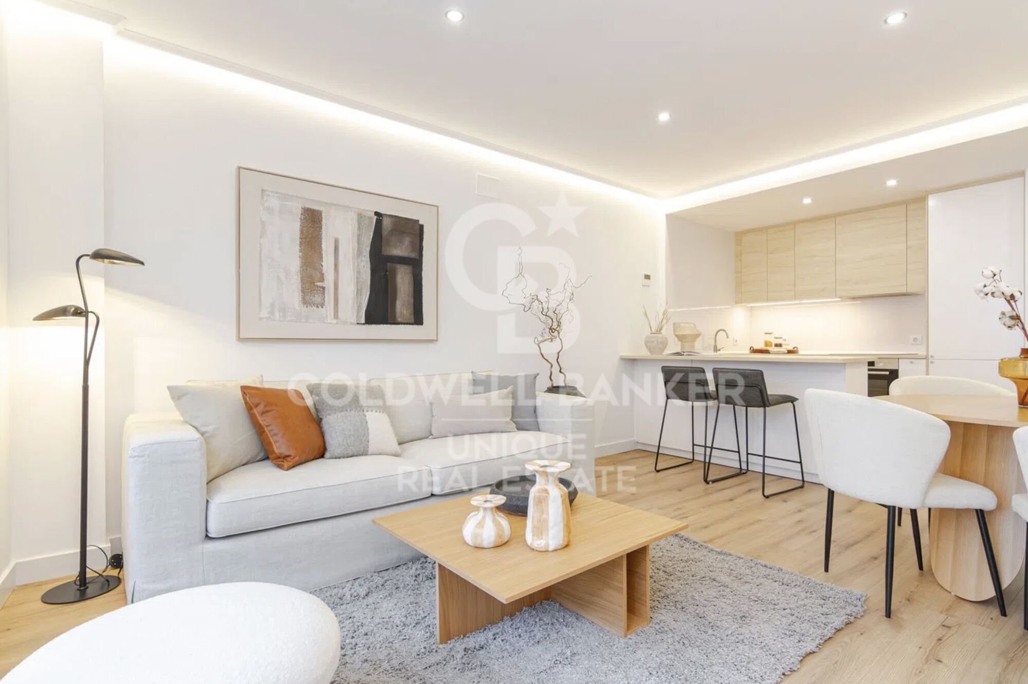 Renovated penthouse with terrace in Malasaña, Madrid