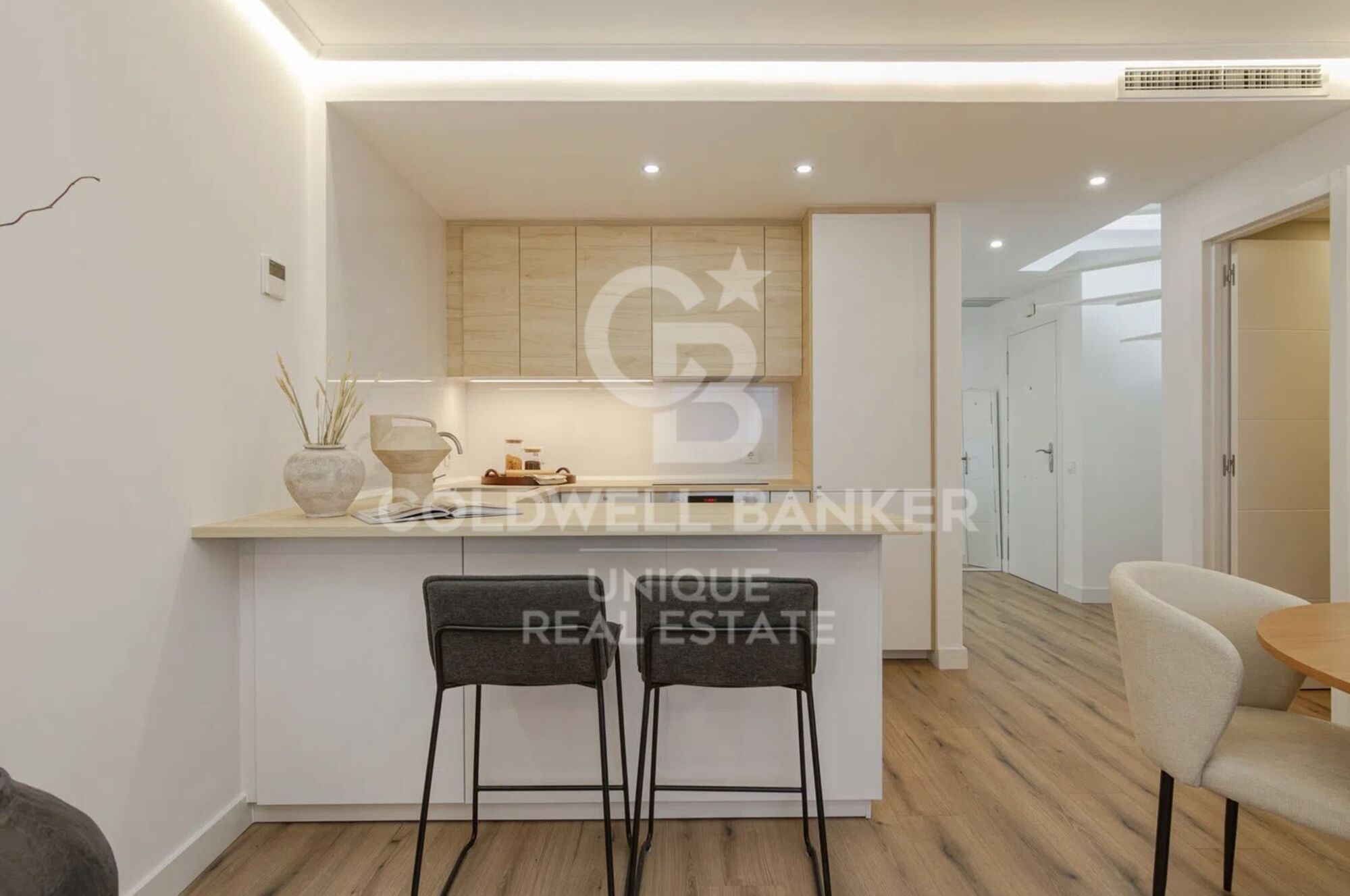 Renovated penthouse with terrace in Malasaña, Madrid