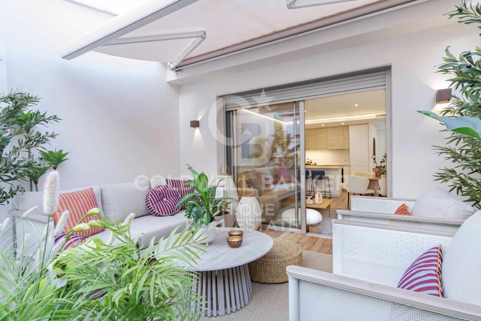 Renovated penthouse with terrace in Malasaña, Madrid