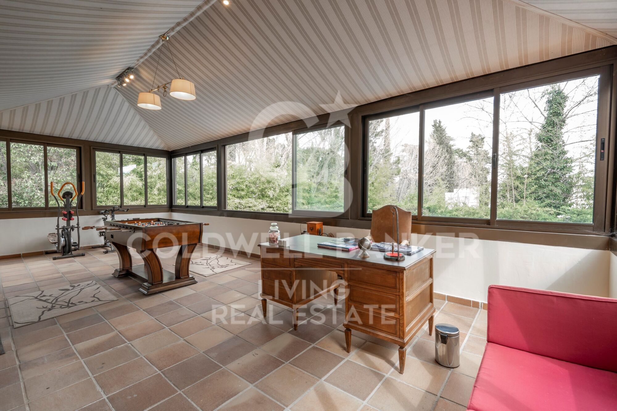 House 9 Bedrooms Sale Madrid
