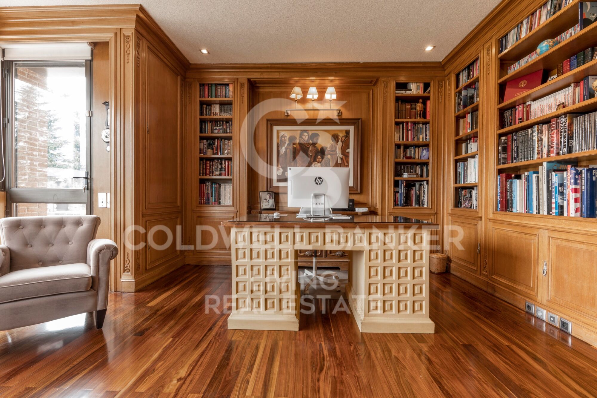 House 9 Bedrooms Sale Madrid