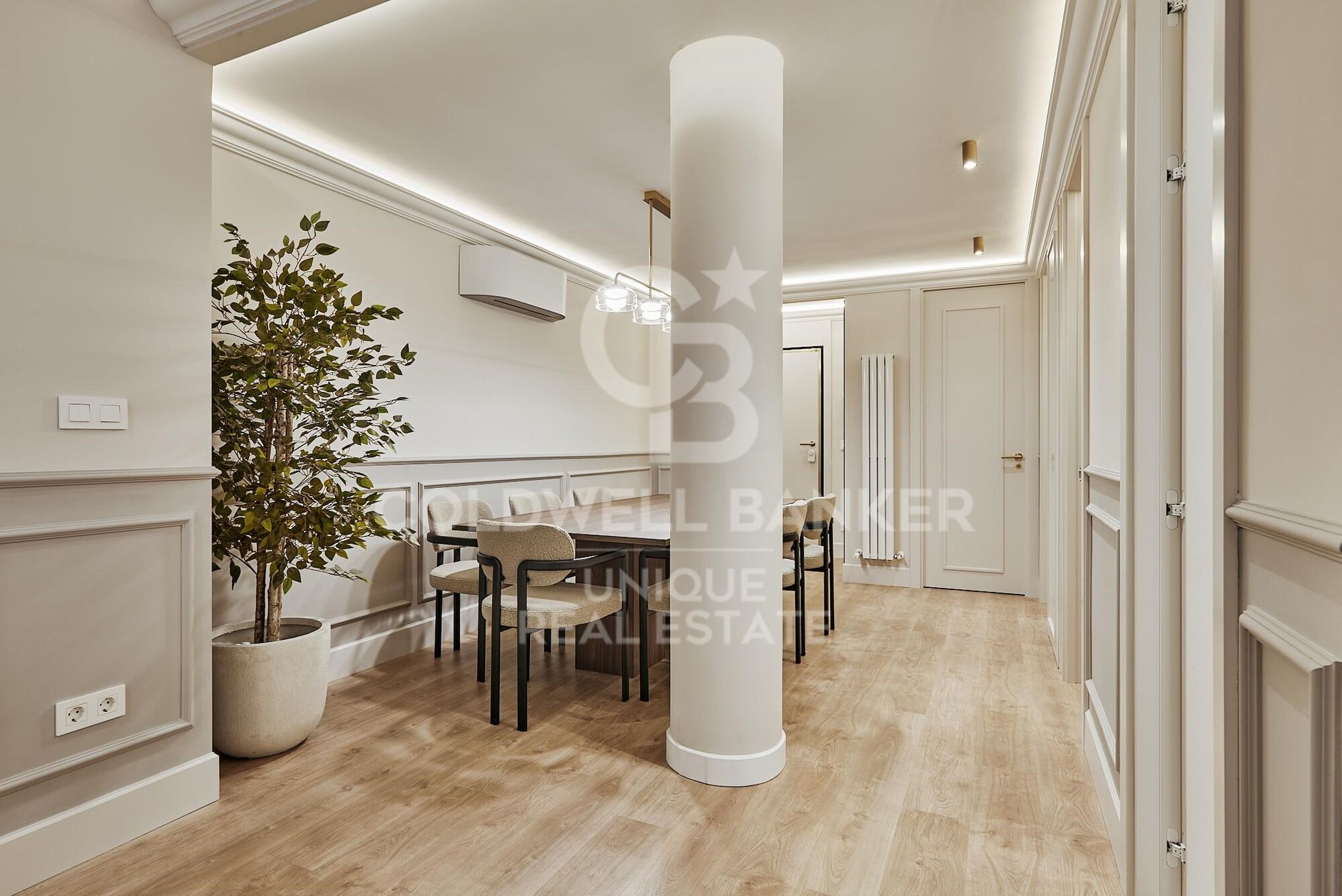 Renovated exterior apartment in Recoletos, Madrid