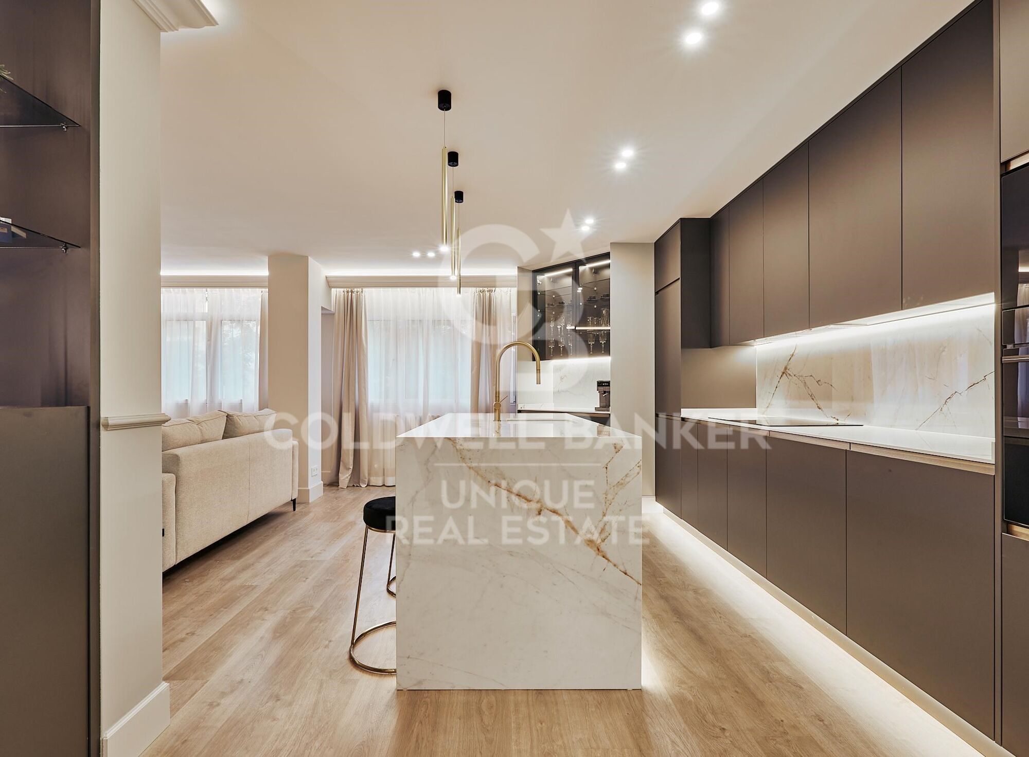 Renovated exterior apartment in Recoletos, Madrid