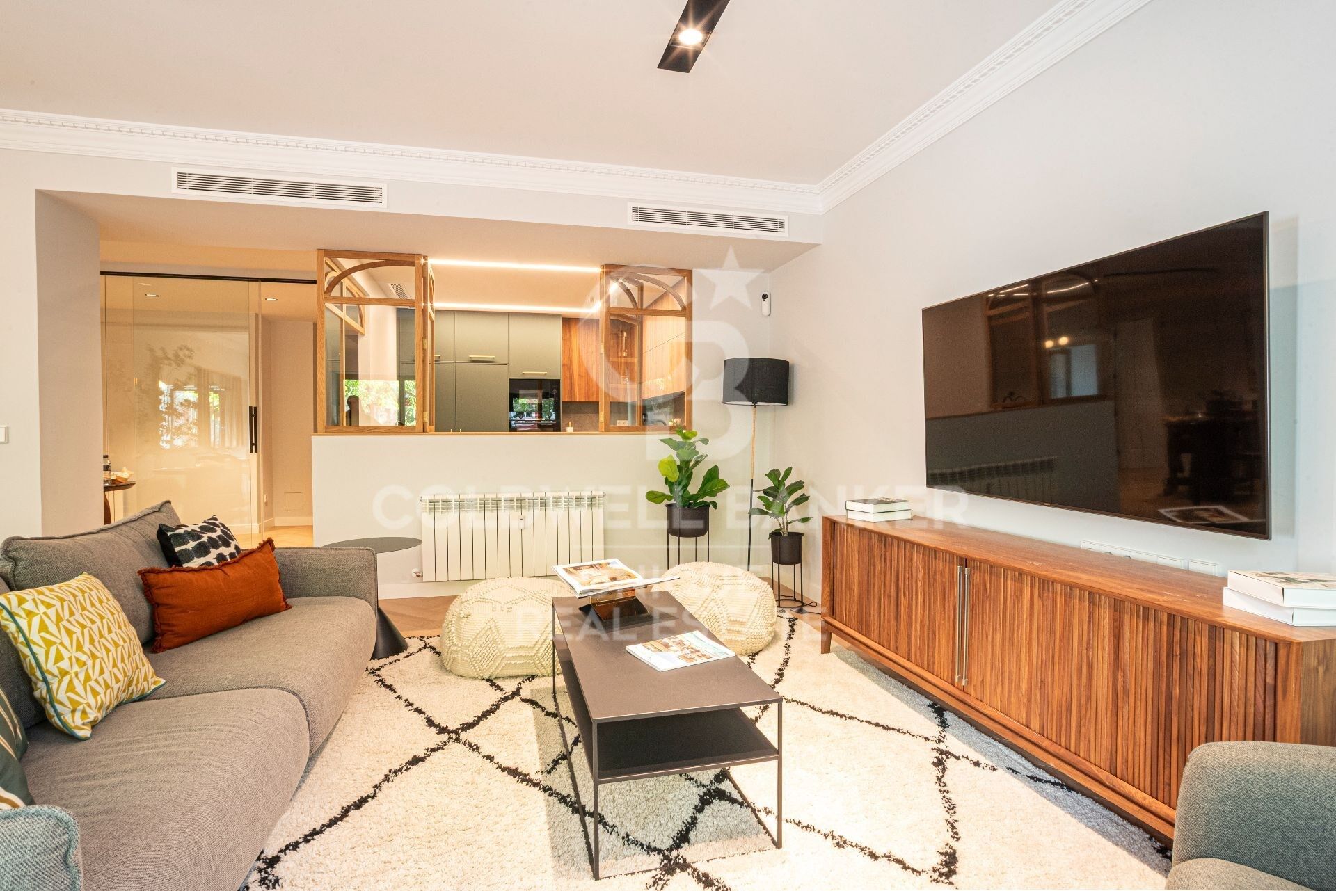 Renovated exterior apartment in Goya, Madrid