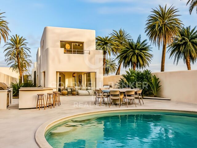 Casa de obra nueva con amarre privado de 12m