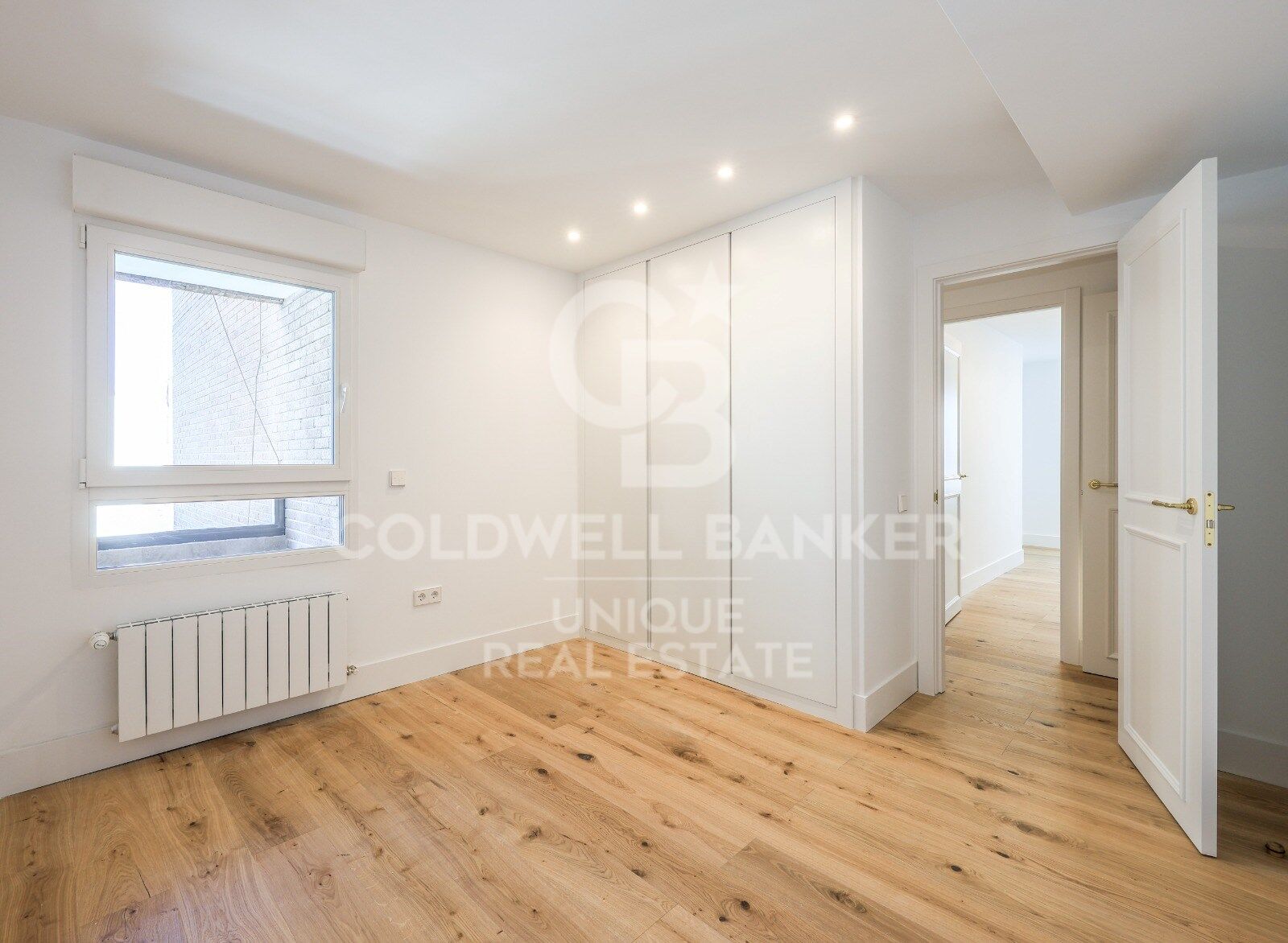 Renovated apartment with terrace and garage in Argüelles, Madrid