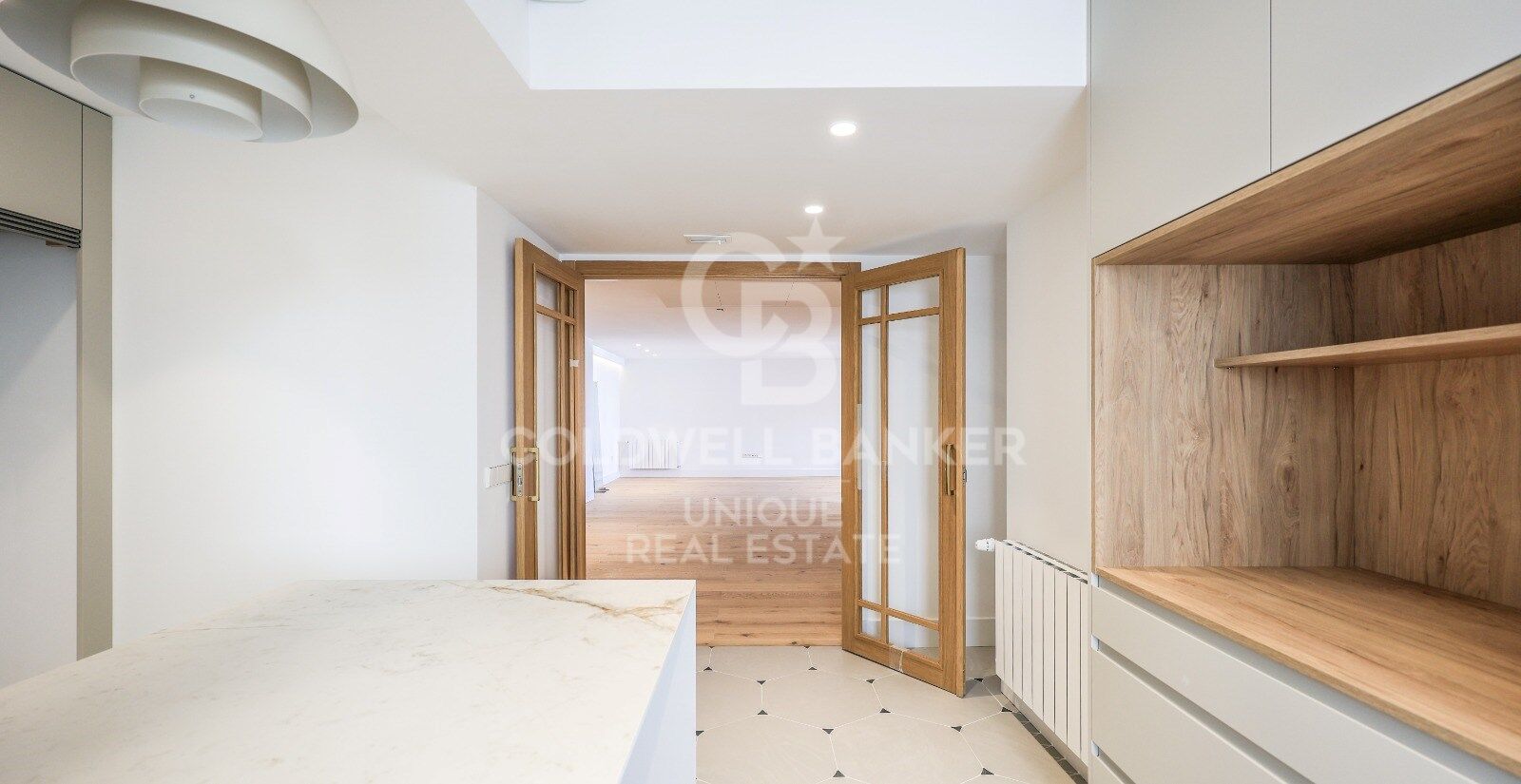 Renovated apartment with terrace and garage in Argüelles, Madrid