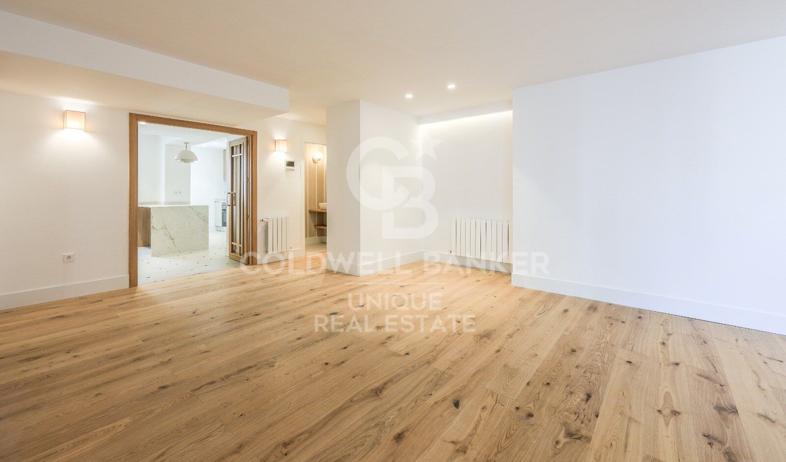 Renovated apartment with terrace and garage in Argüelles, Madrid