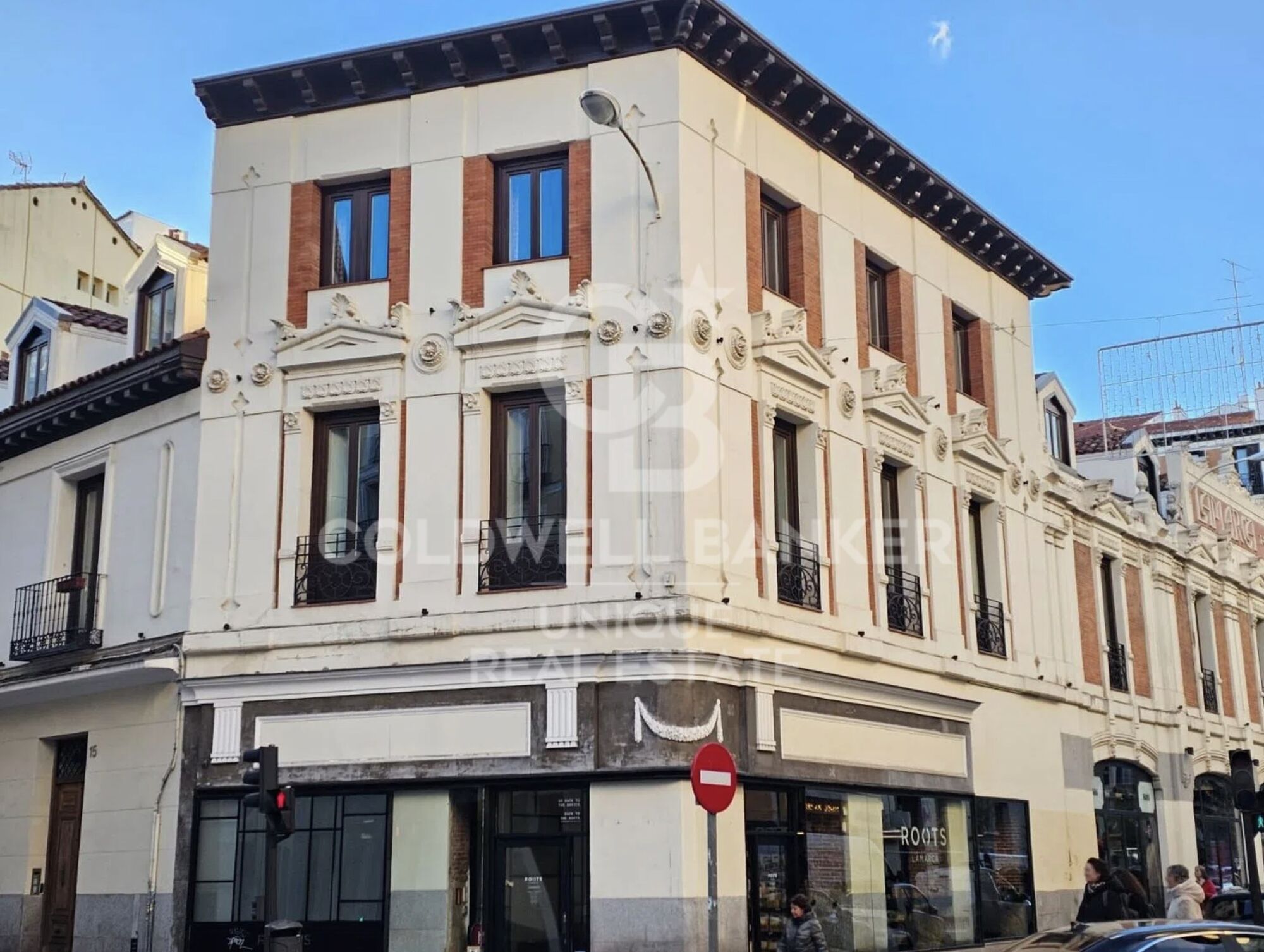 Refurbished penthouse with garage and storage room in Justicia, Madrid