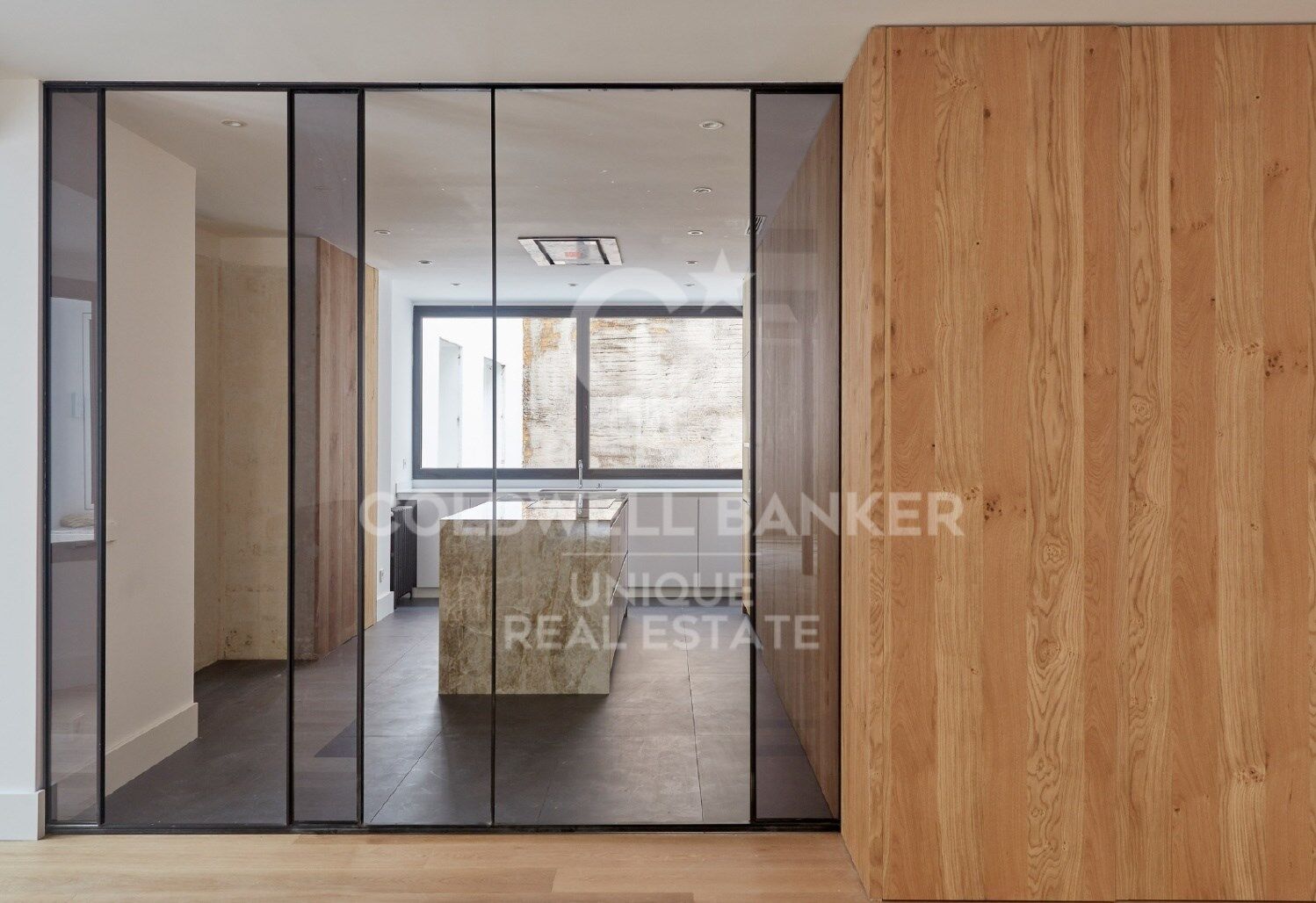 Flat 5 Bedrooms Sale Madrid