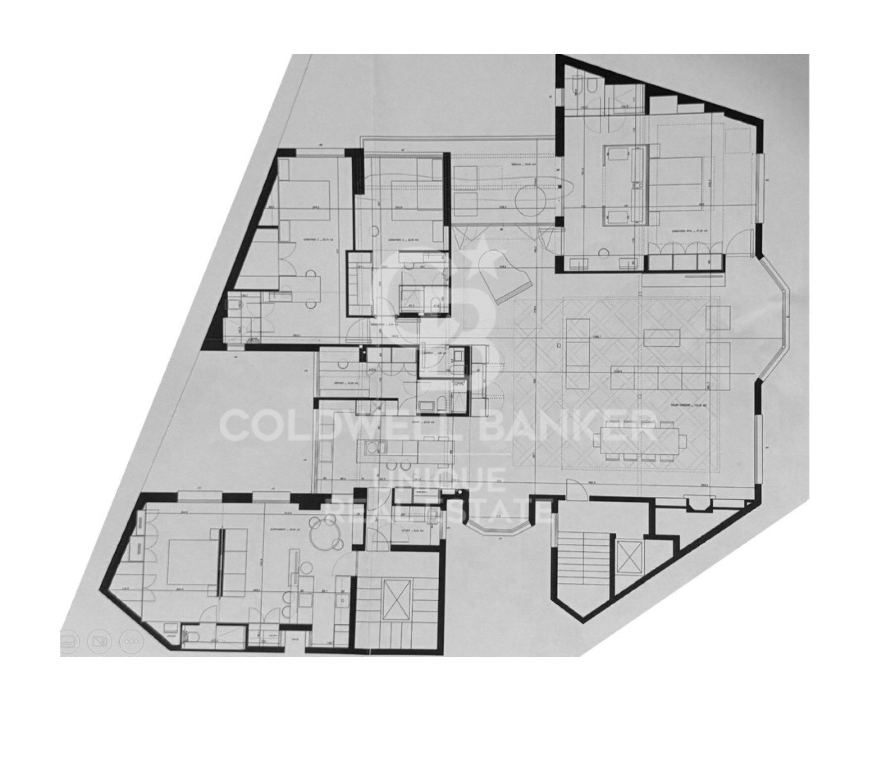 Flat 5 Bedrooms Sale Madrid