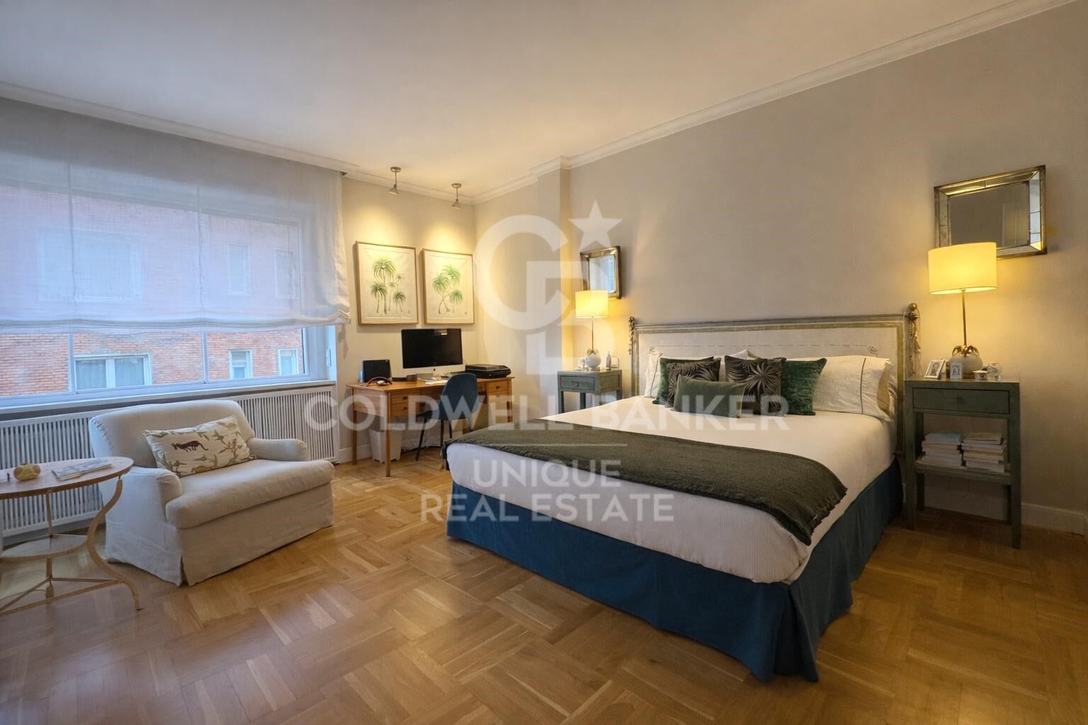 Exterior flat with terrace, garage and storage room in Castellana, Madrid