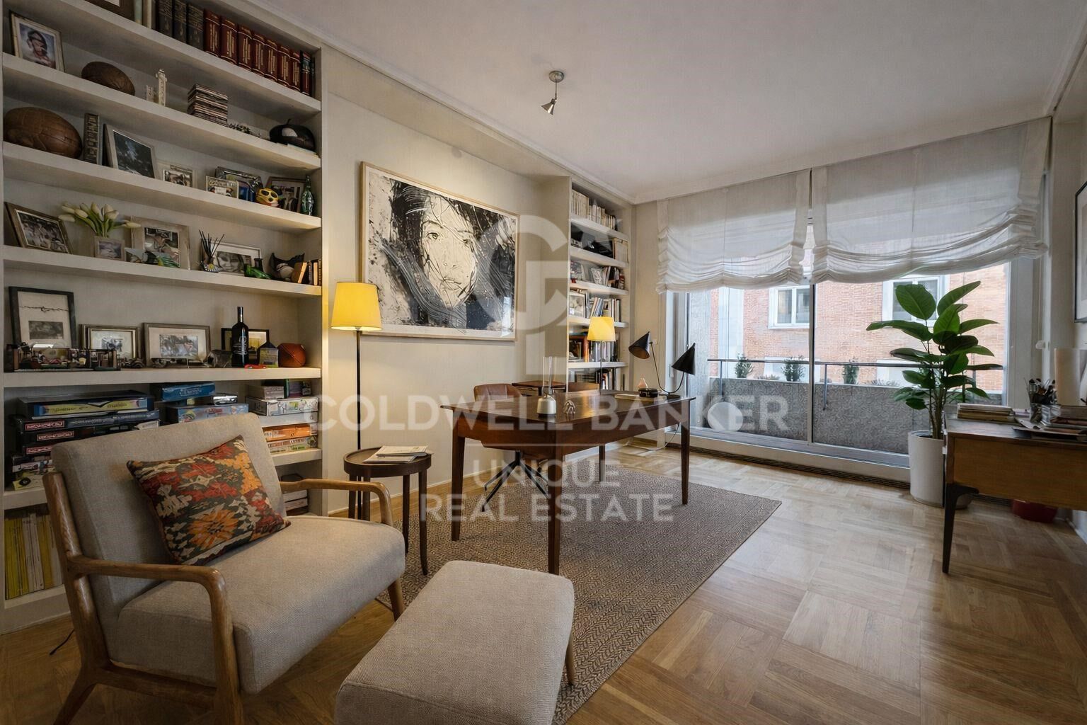 Exterior flat with terrace, garage and storage room in Castellana, Madrid