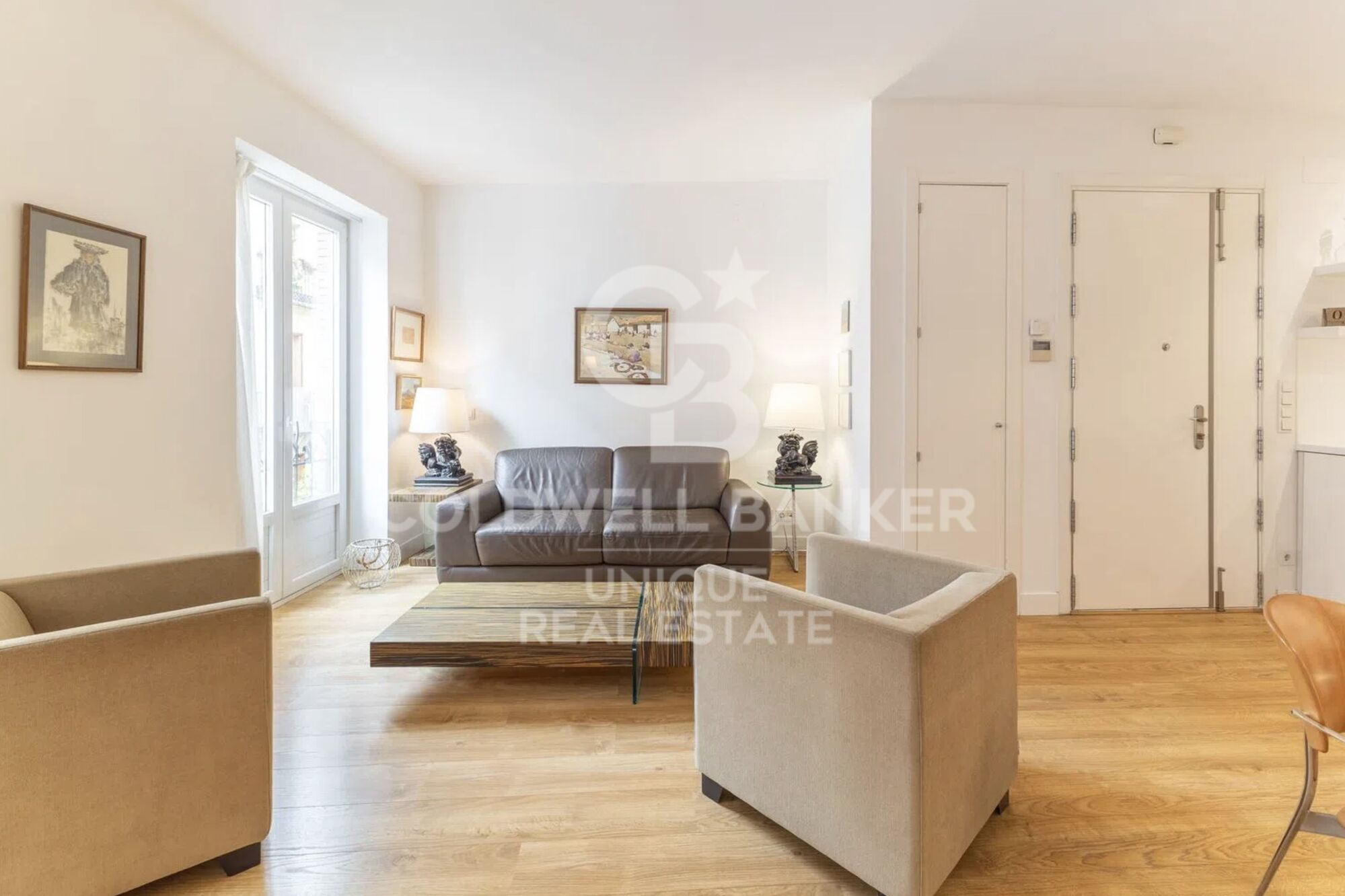 Renovated exterior flat in the Barrio de Las Letras, Madrid