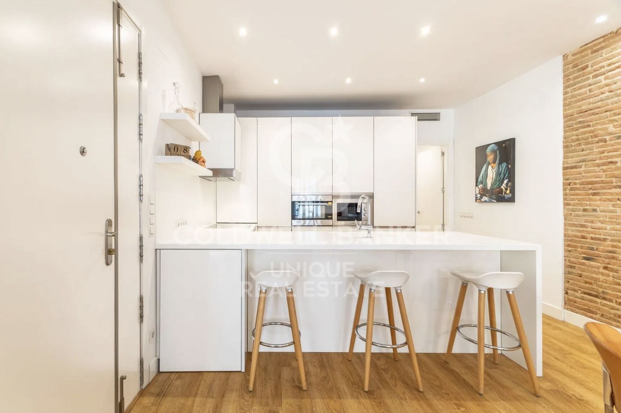 Renovated exterior flat in the Barrio de Las Letras, Madrid