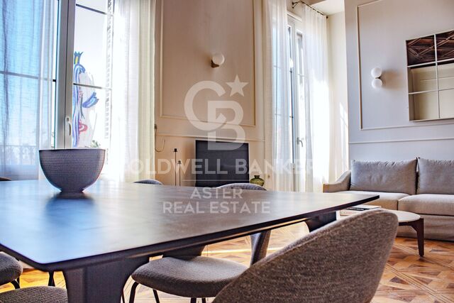 Piso de 2 hab. suites y vistas al mar en Barceloneta