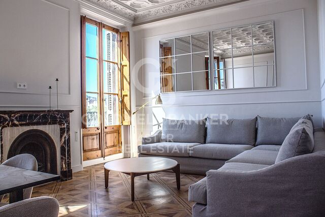 Piso de 2 hab. con baños y con vistas al mar, BCN