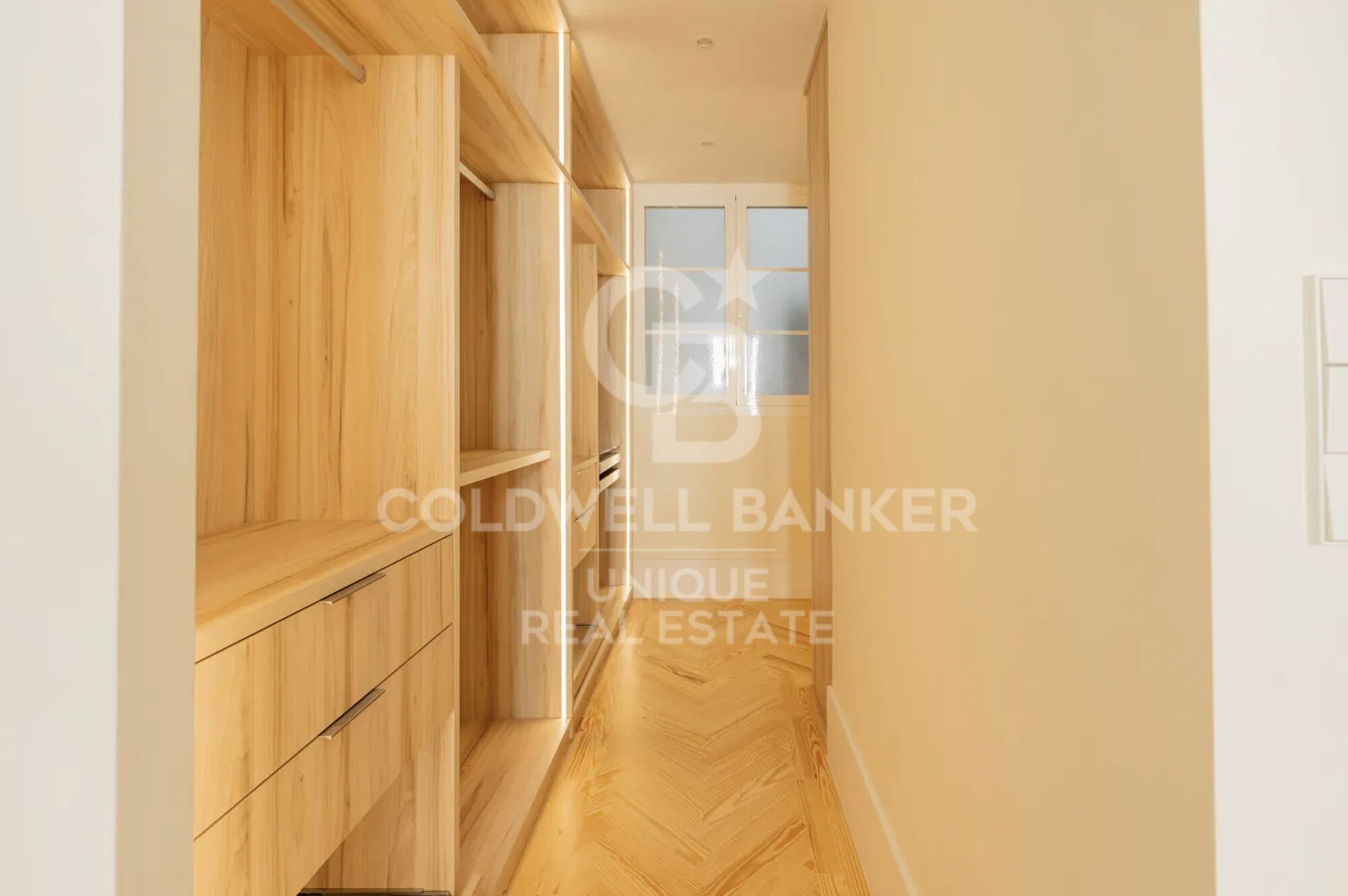 Renovated exterior flat in Goya, Madrid