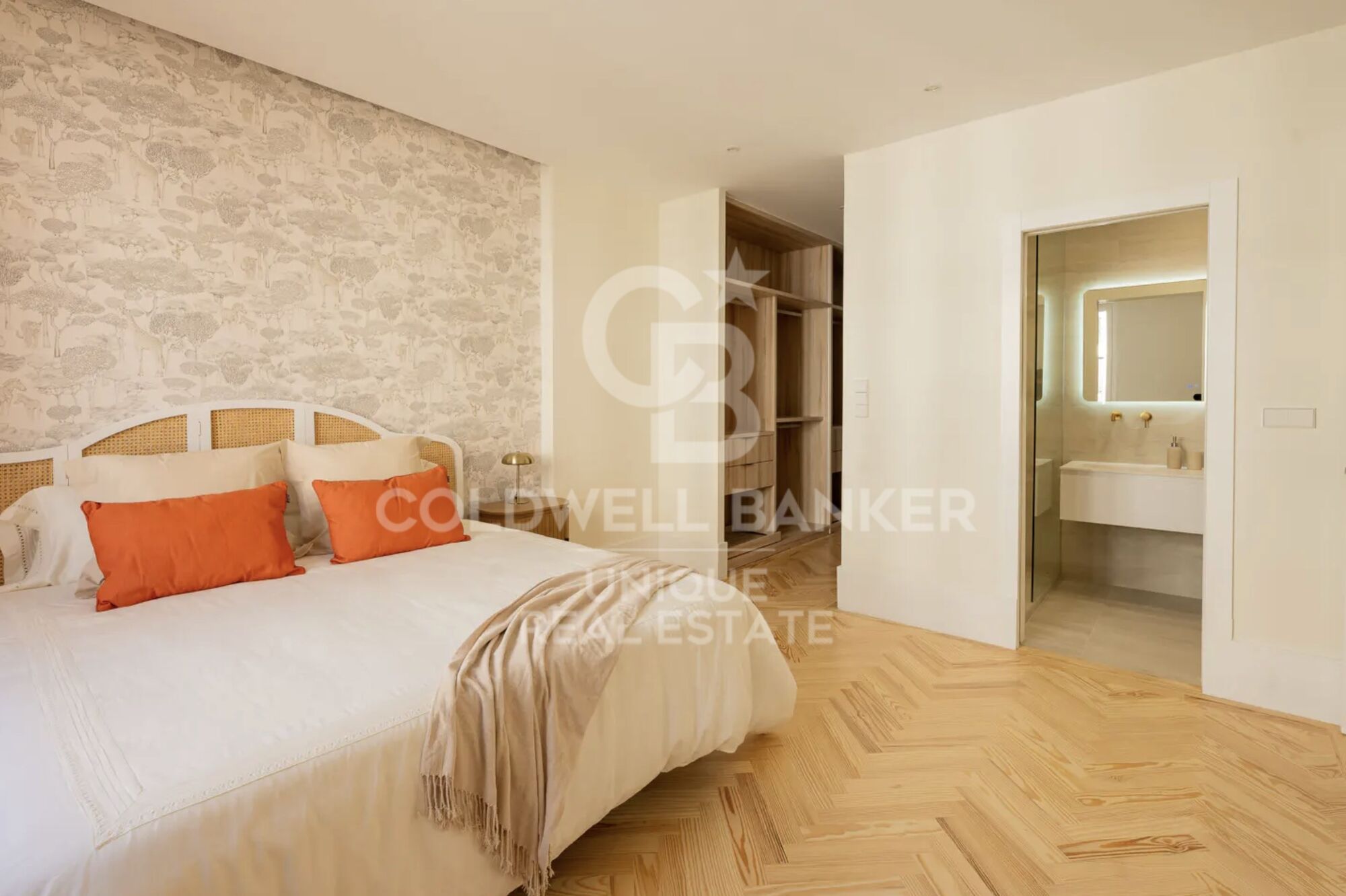 Renovated exterior flat in Goya, Madrid