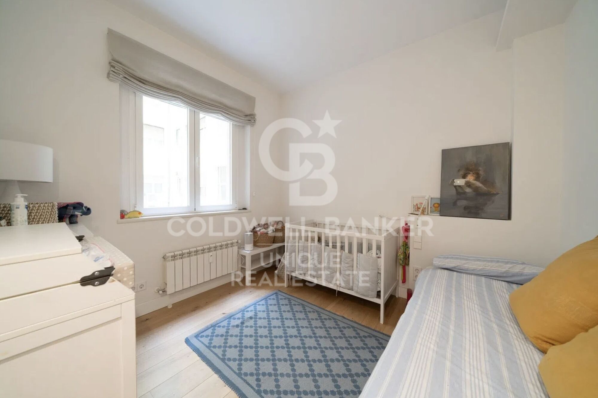 Exterior apartment with storage room and garage in Chamberí, Madrid