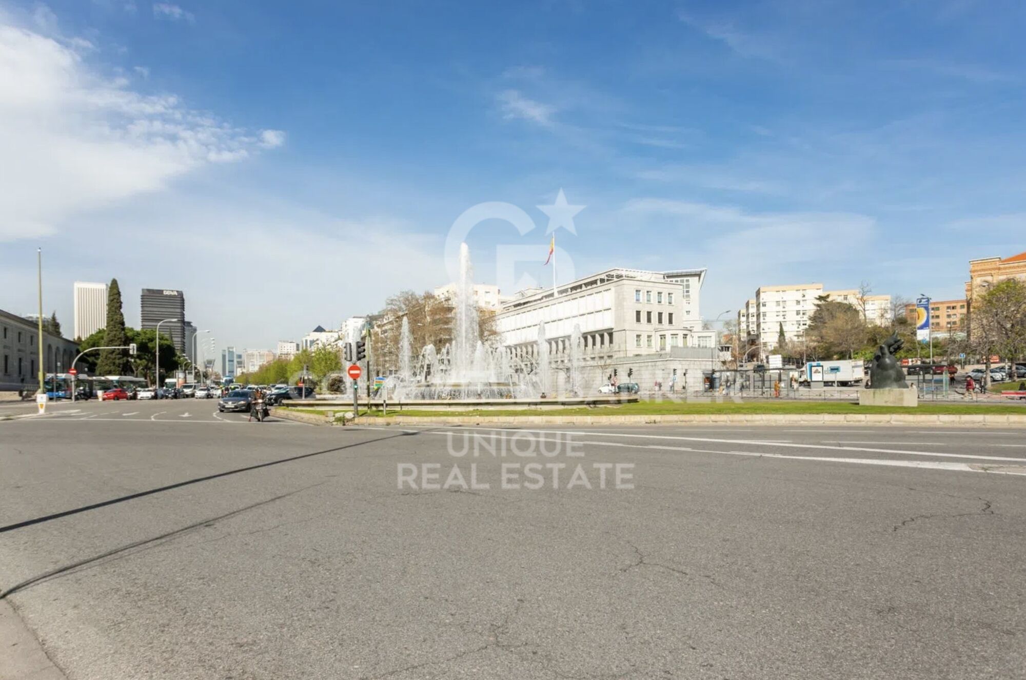 Exterior apartment with storage room and garage in Chamberí, Madrid