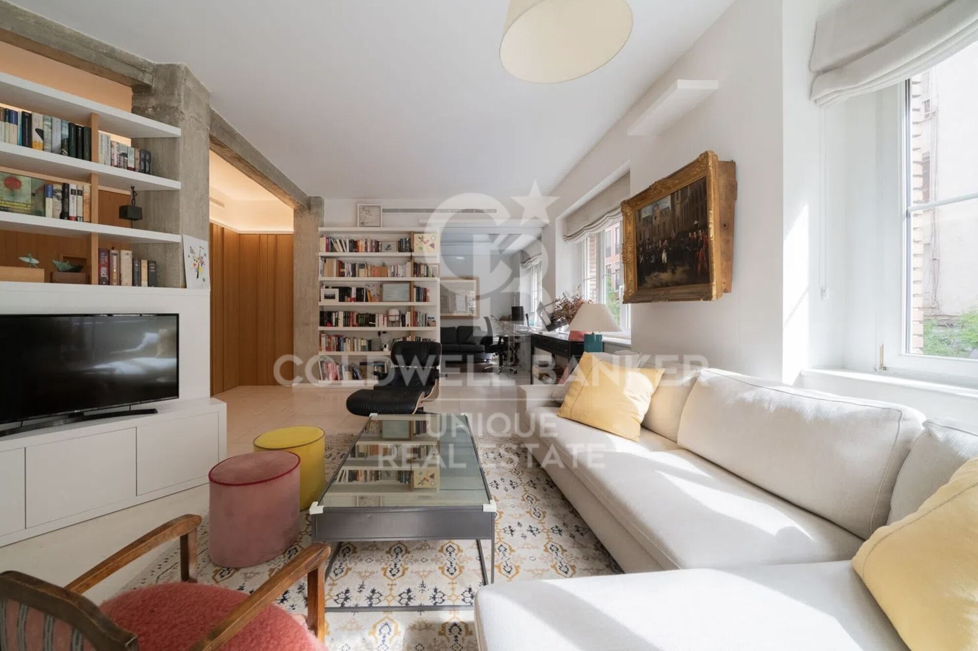 Exterior apartment with storage room and garage in Chamberí, Madrid