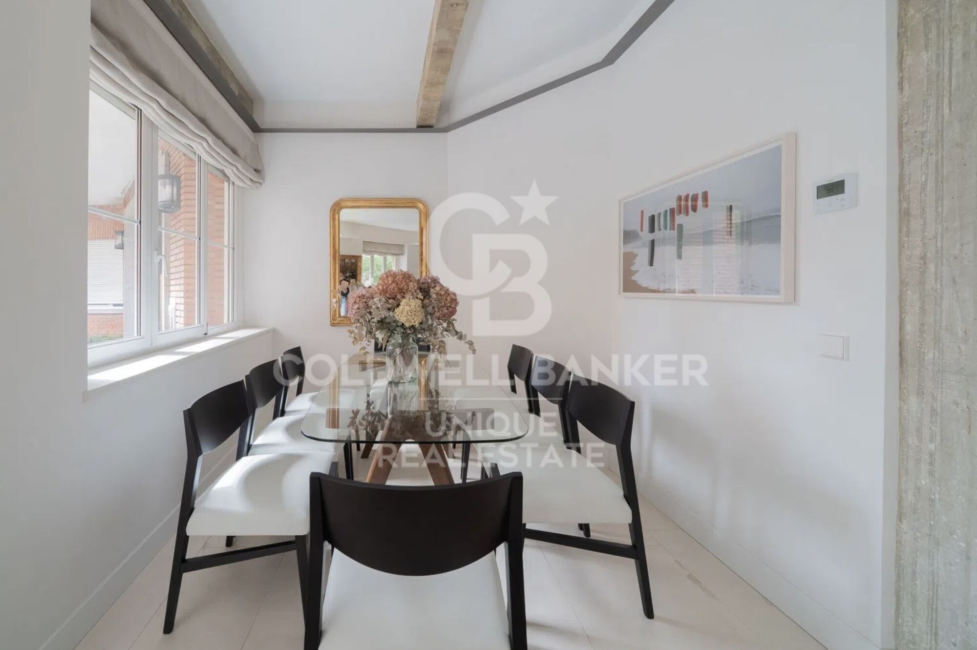 Exterior apartment with storage room and garage in Chamberí, Madrid