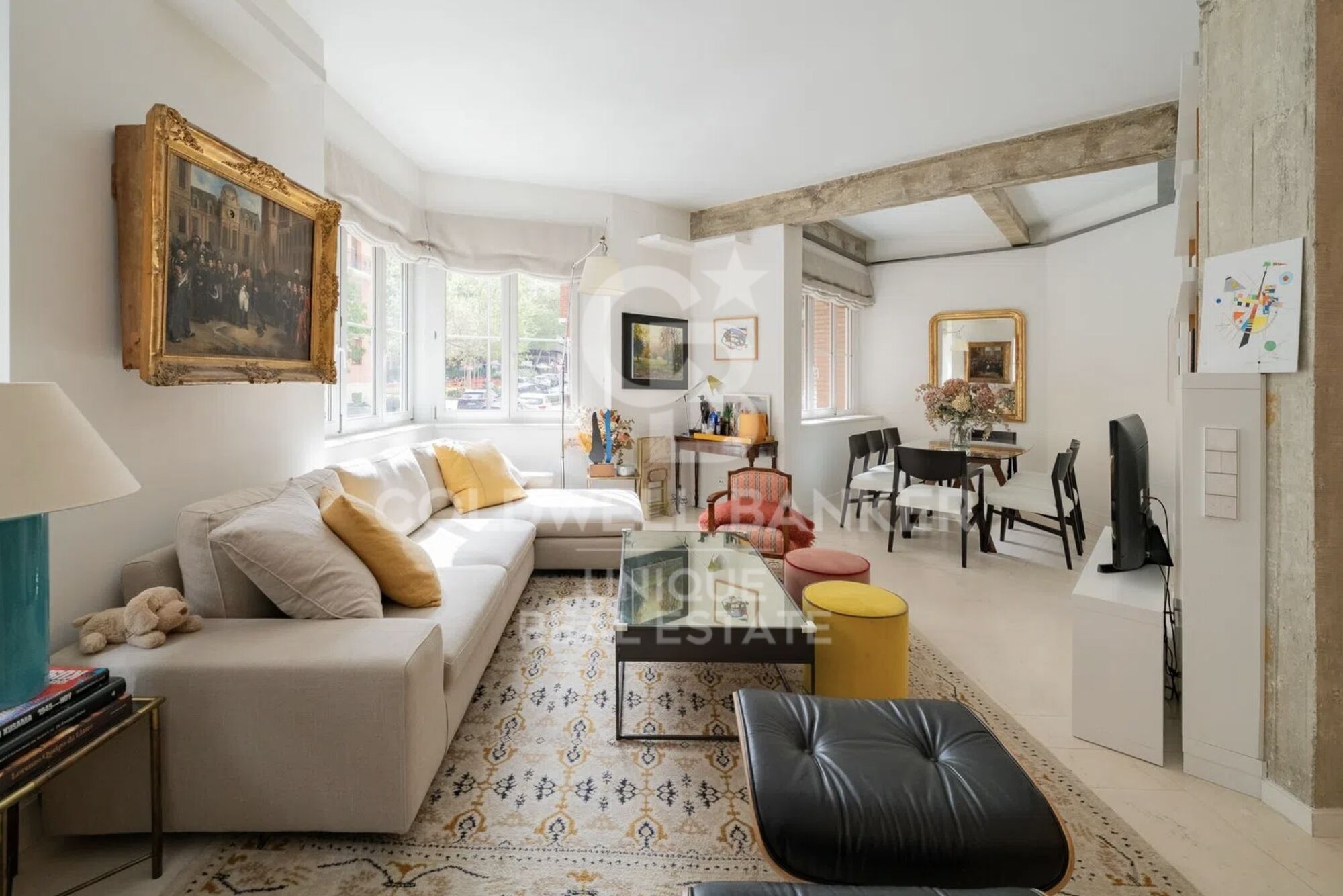 Exterior apartment with storage room and garage in Chamberí, Madrid