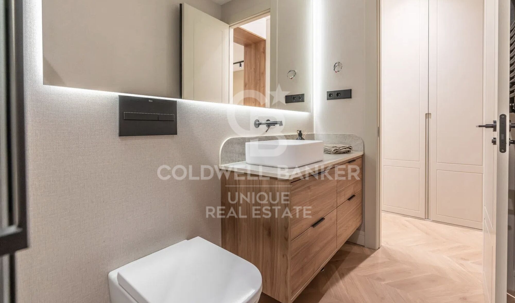 Renovated exterior apartment in Goya, Madrid