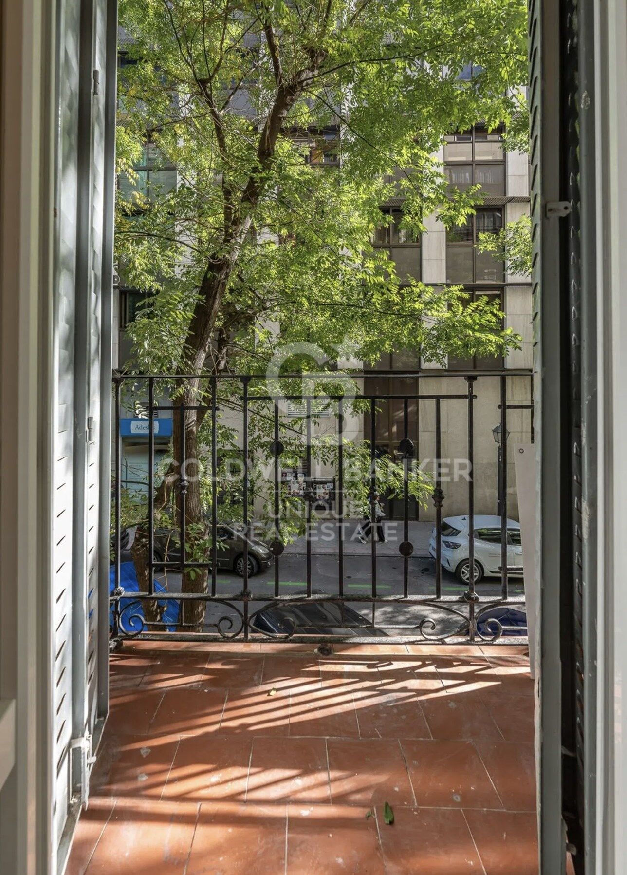 Renovated exterior apartment in Goya, Madrid