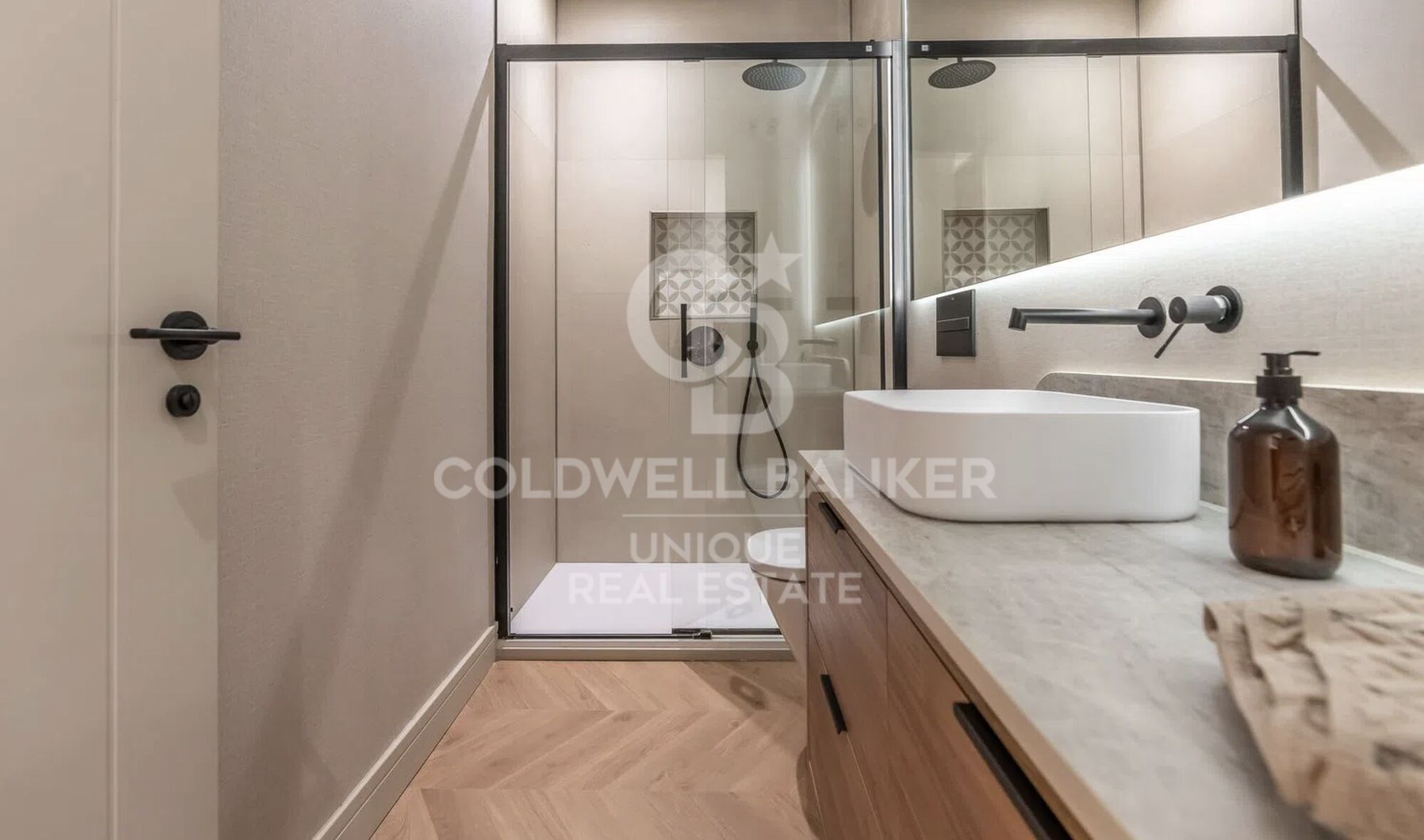 Renovated exterior apartment in Goya, Madrid