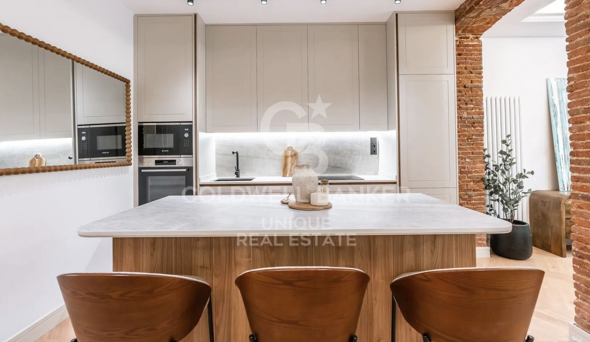 Renovated exterior apartment in Goya, Madrid