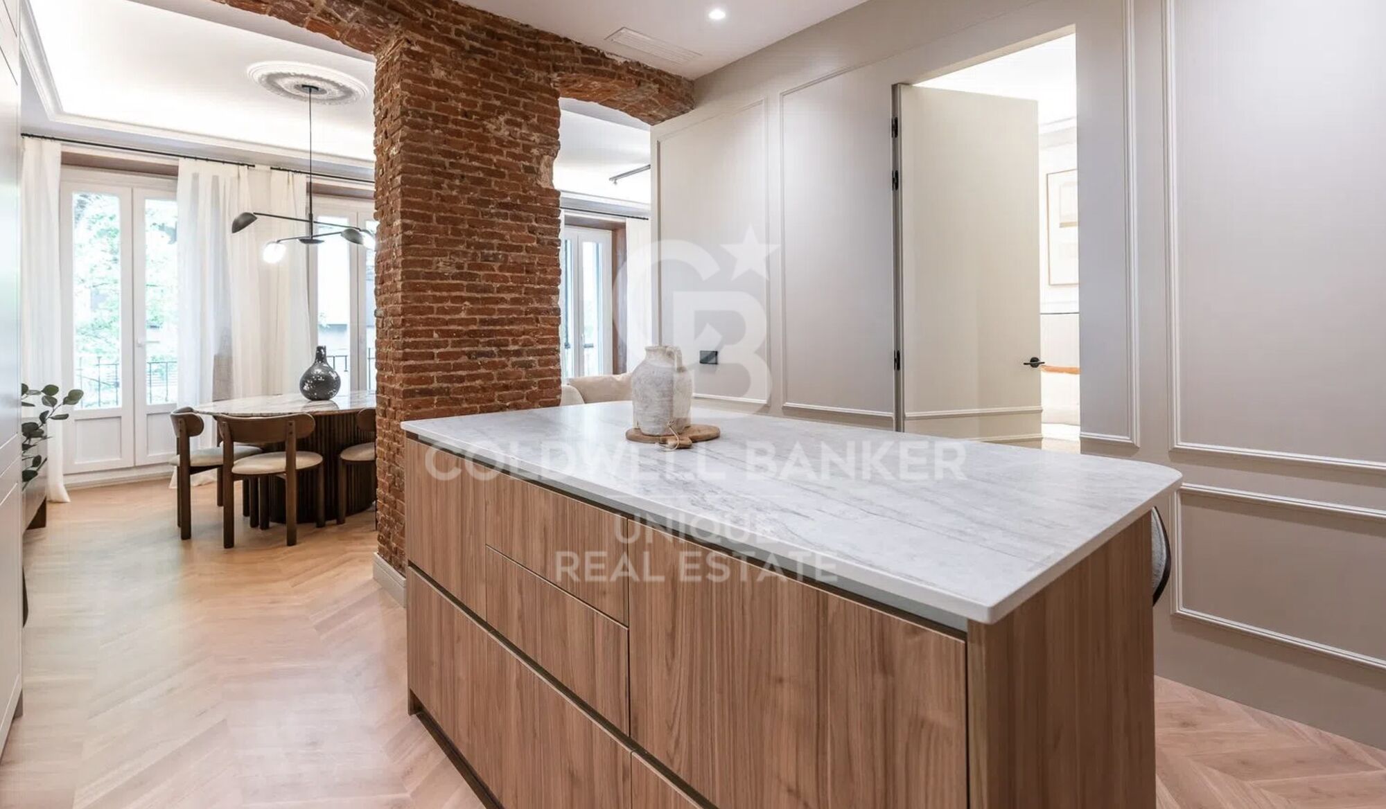 Renovated exterior apartment in Goya, Madrid
