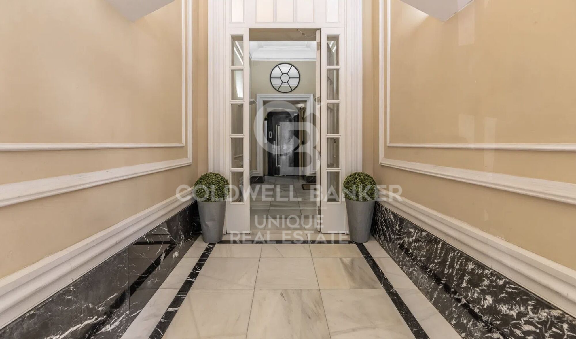 Renovated exterior apartment in Goya, Madrid