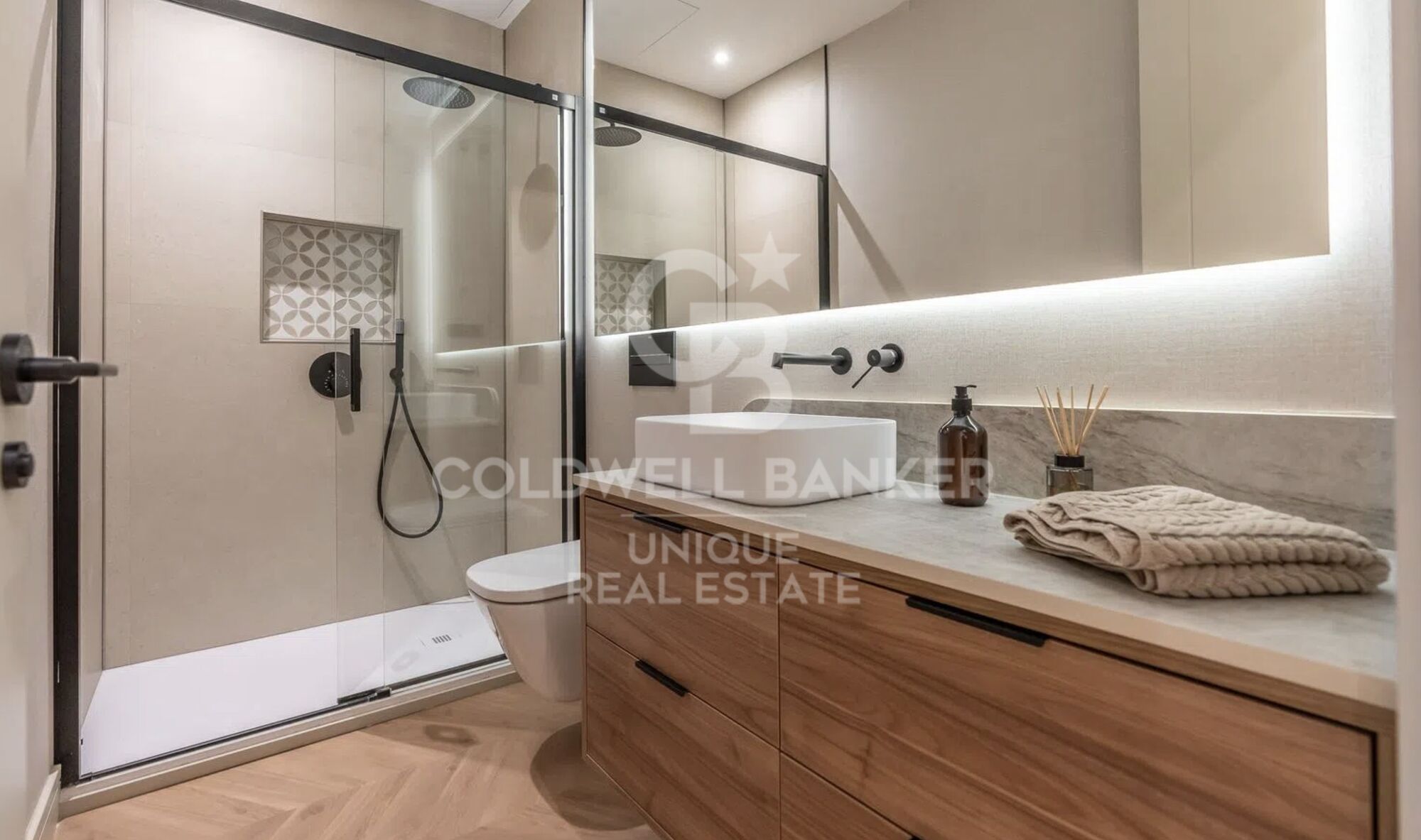 Renovated exterior apartment in Goya, Madrid