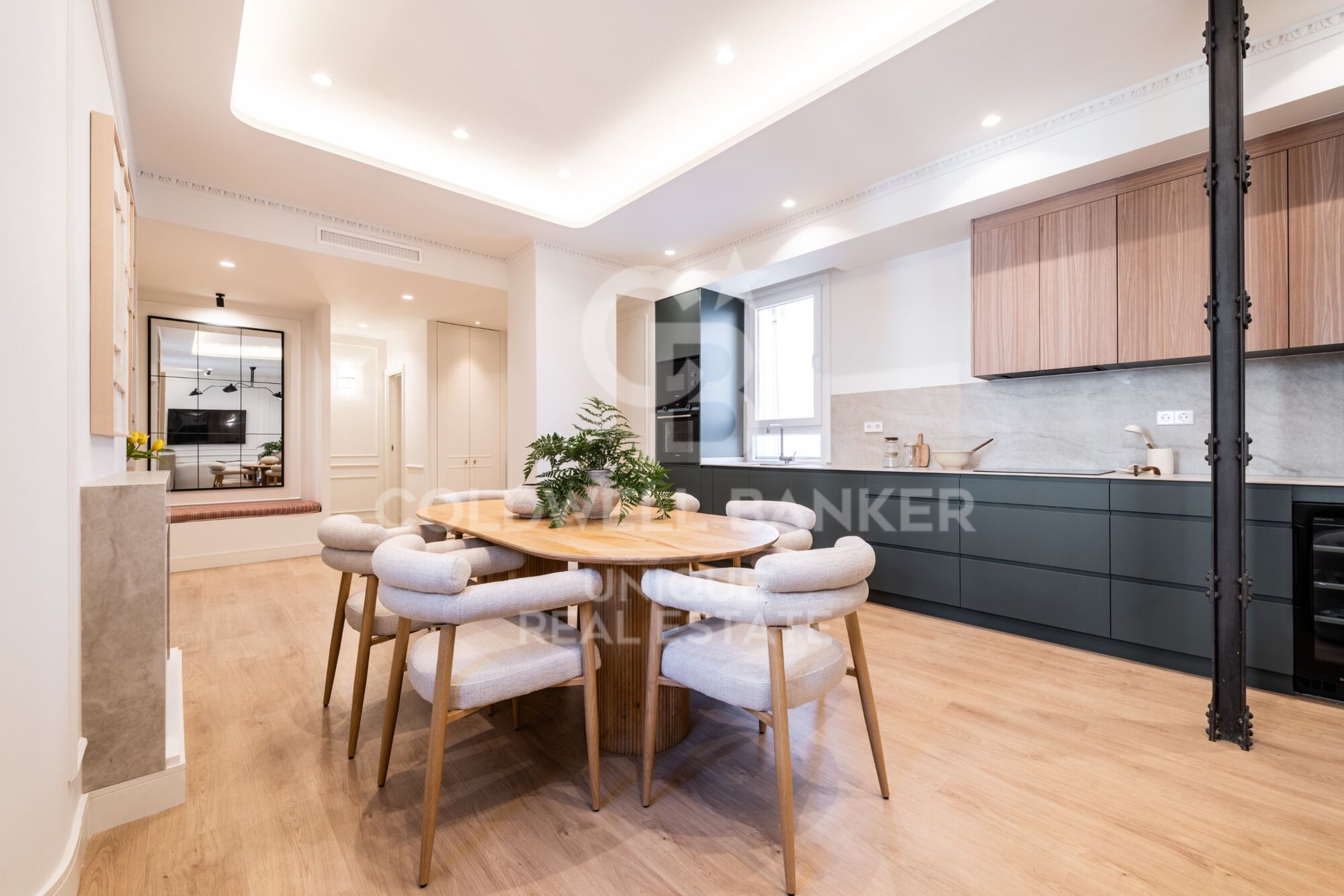Renovated exterior apartment with garage and storage room in Lista, Madrid