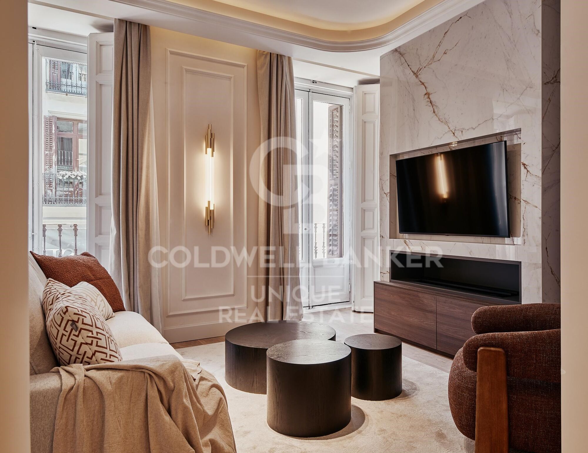Renovated exterior apartment in Justicia, Madrid