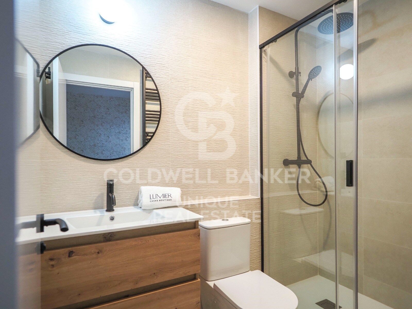 Renovated exterior apartment in Chamberí, Madrid