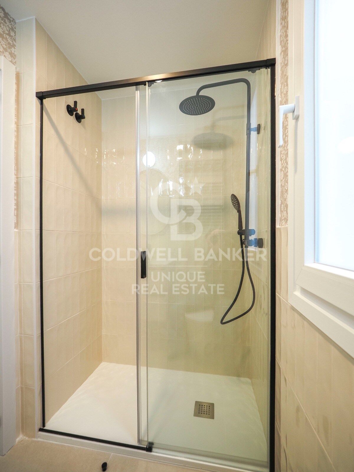 Renovated exterior apartment in Chamberí, Madrid