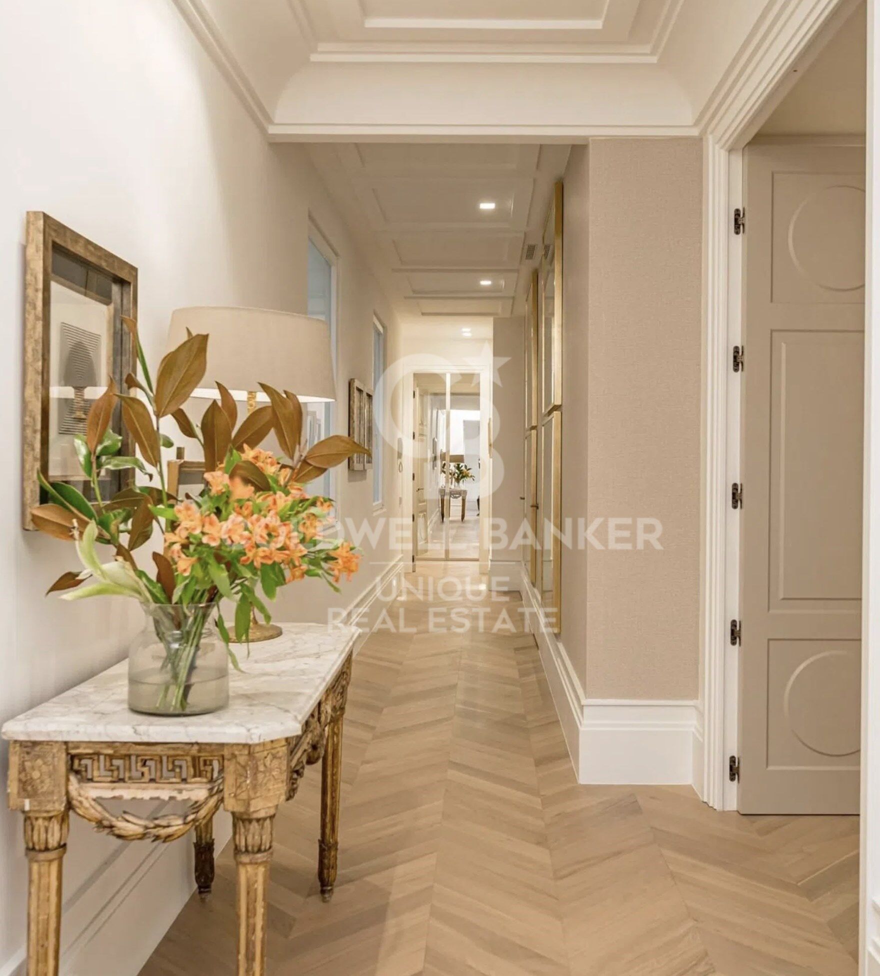 Renovated exterior apartment in Castellana, Madrid