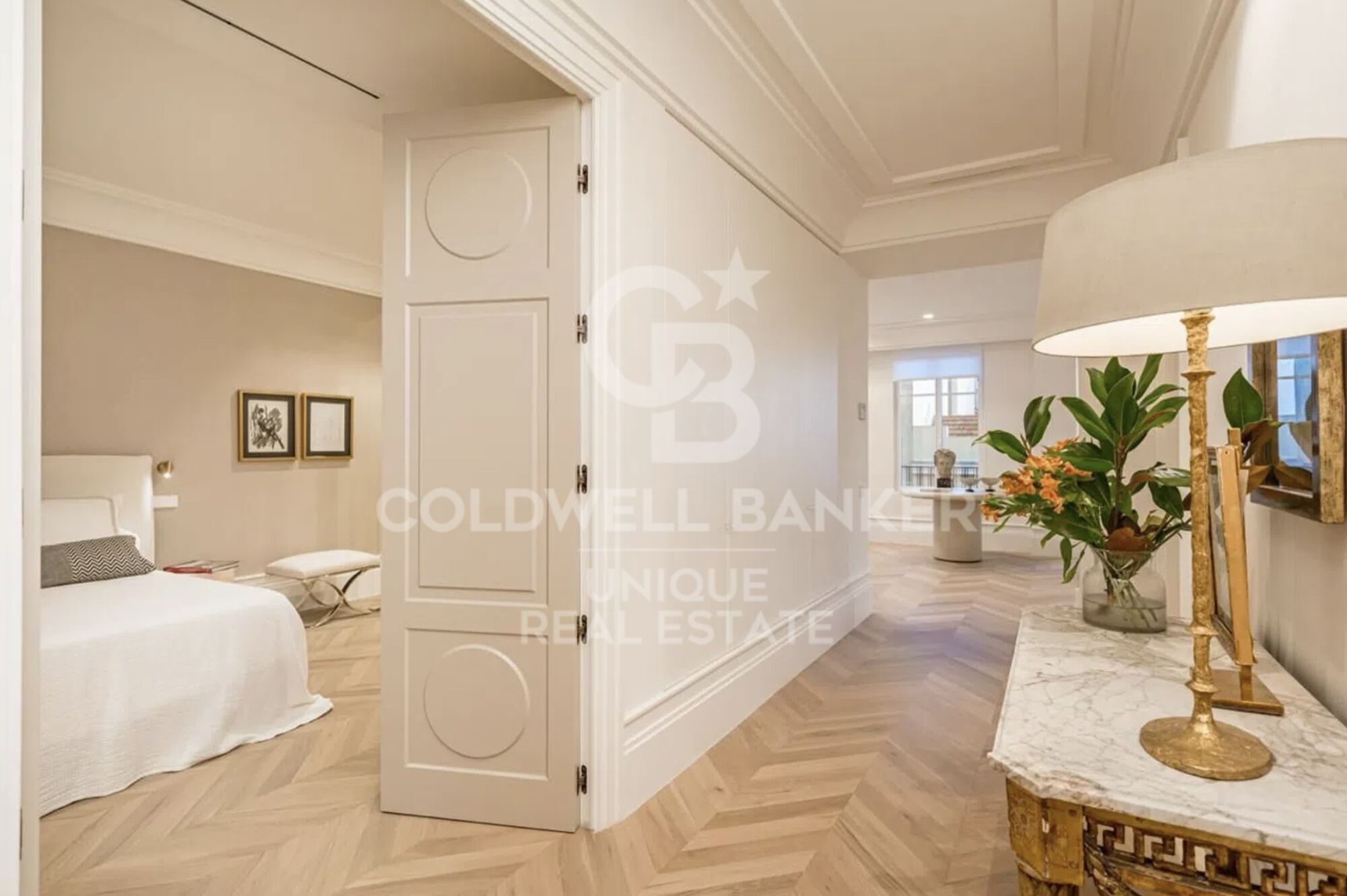 Renovated exterior apartment in Castellana, Madrid
