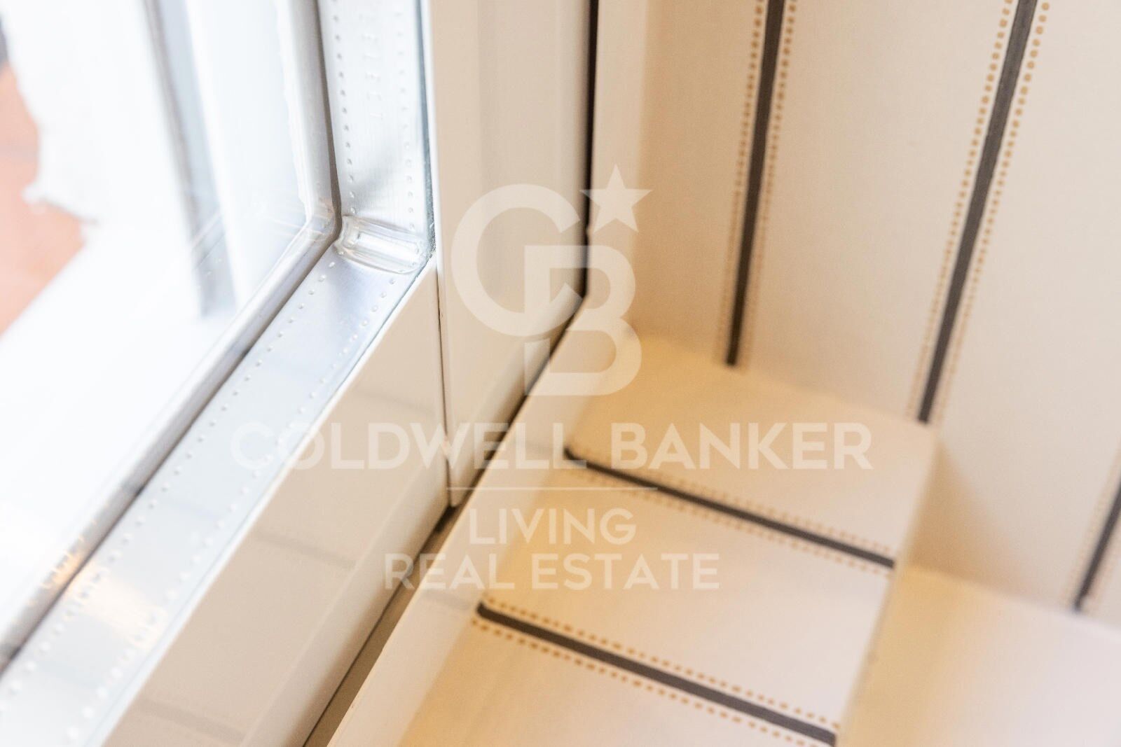 Flat 2 Bedrooms Sale Madrid