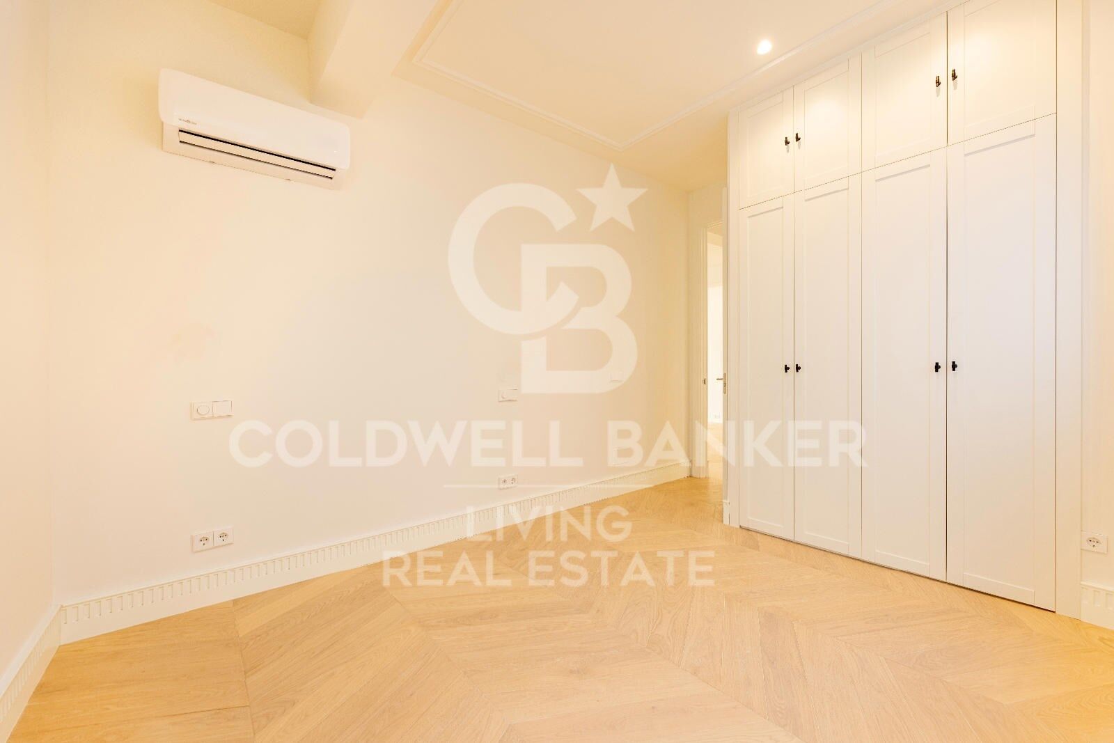 Flat 2 Bedrooms Sale Madrid