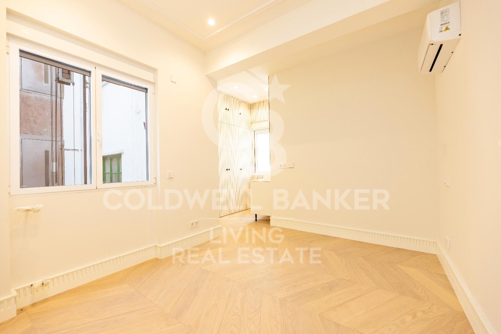 Flat 2 Bedrooms Sale Madrid